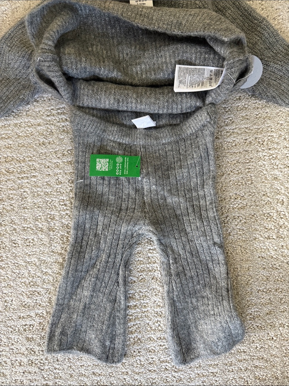 GAP Gray Ribbed Knit Baby Set - Picture 4 of 5